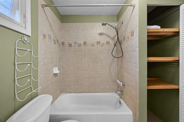 815 Kuulei St, Haiku, HI 96708