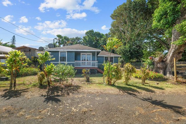 815 Kuulei St, Haiku, HI 96708