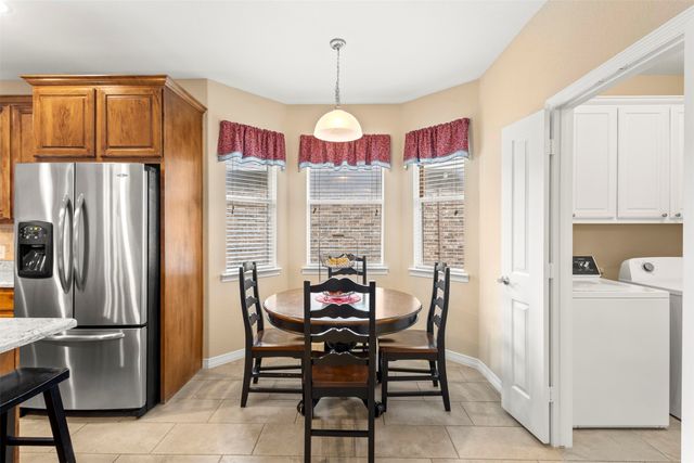 207 Red Wolf Lane, Red Oak, TX 75154