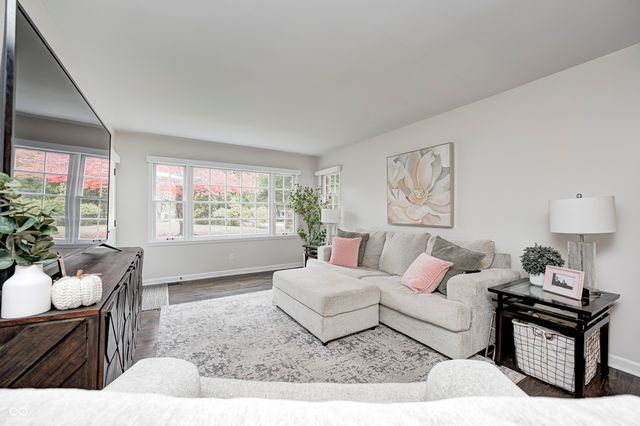 11090 Willowmere Drive, Carmel, IN 46280