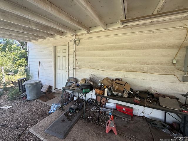 219 Elaine, San Antonio, TX 78222