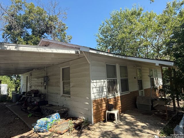 219 Elaine, San Antonio, TX 78222