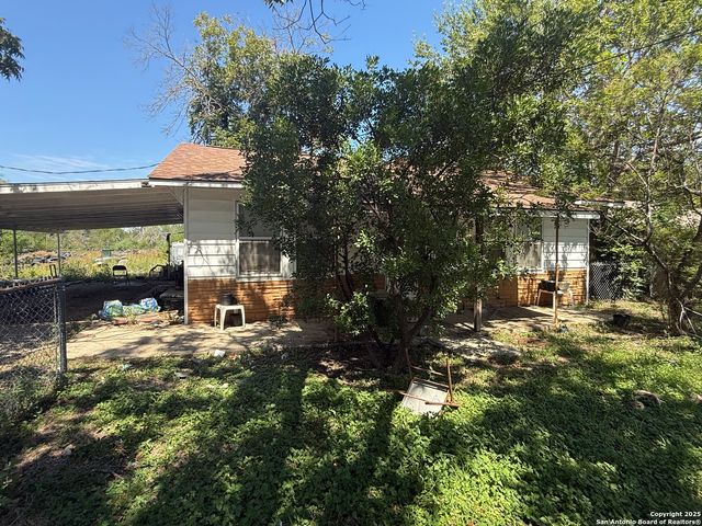 219 Elaine, San Antonio, TX 78222