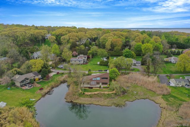 5 Kew Court, Northport, NY 11768