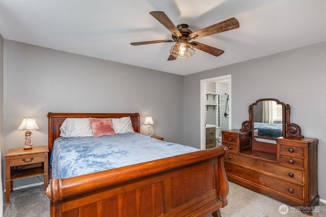 8618 74th Drive NE, Marysville, WA 98270