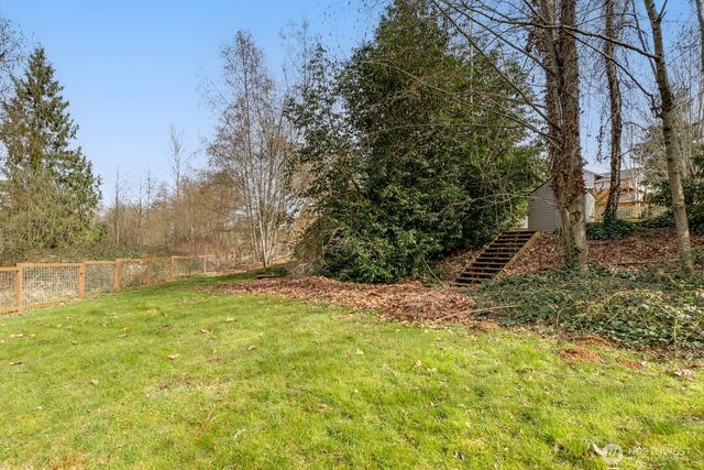 8618 74th Drive NE, Marysville, WA 98270