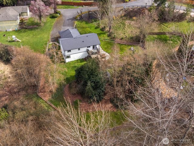 8618 74th Drive NE, Marysville, WA 98270