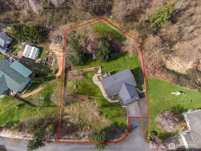 8618 74th Drive NE, Marysville, WA 98270