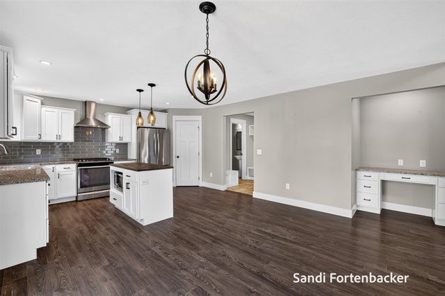 6635 Timberbrook Court, Norton Shores, MI 49441