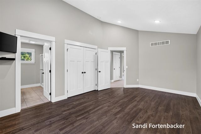 6635 Timberbrook Court, Norton Shores, MI 49441