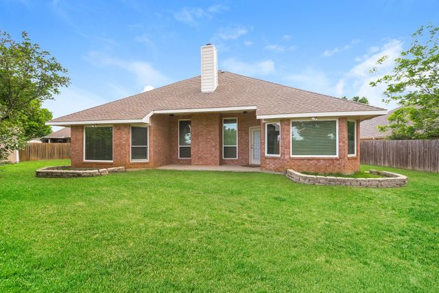 101 Canterbury Drive, Saginaw, TX 76179