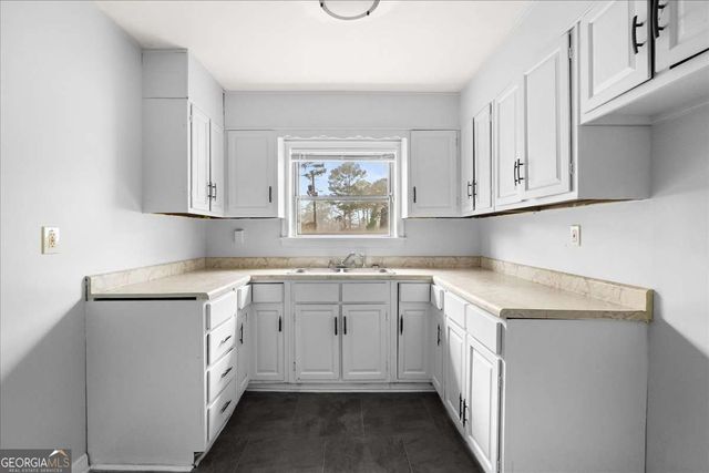 6511 Church Street, Riverdale, GA 30274
