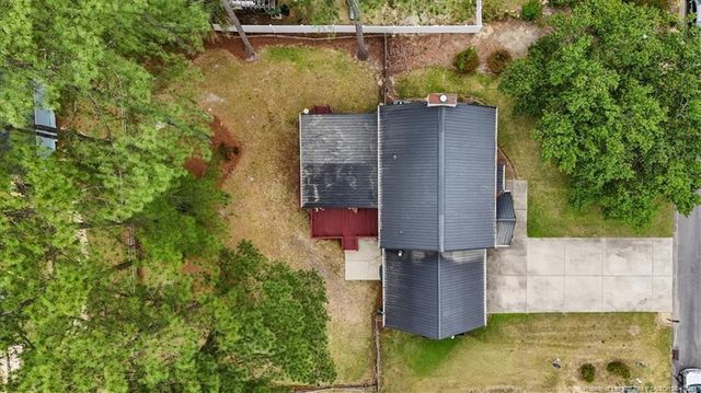 1939 Fairforest Drive, Fayetteville, NC 28304