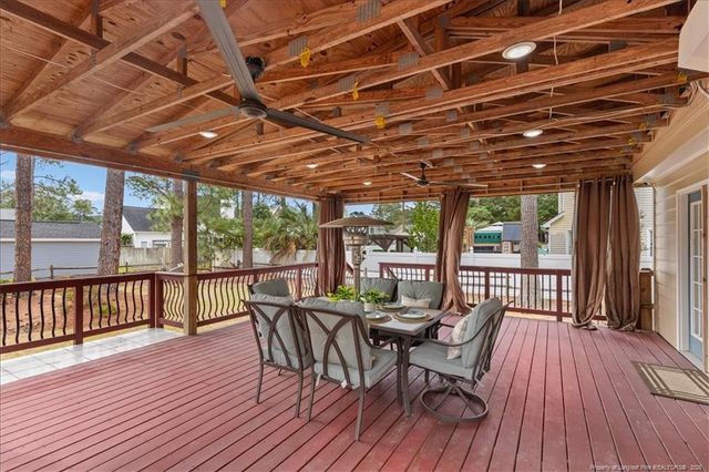 1939 Fairforest Drive, Fayetteville, NC 28304