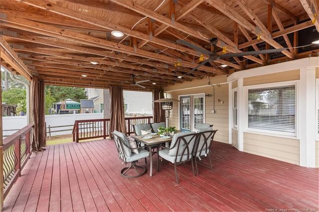 1939 Fairforest Drive, Fayetteville, NC 28304
