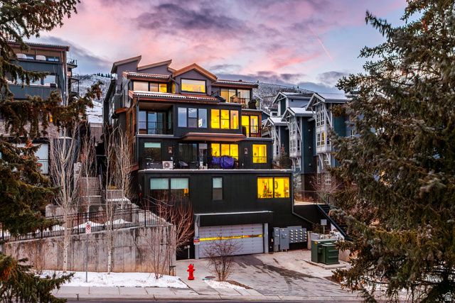 1293 LOWELL AVE #A403, Park City, UT 84060