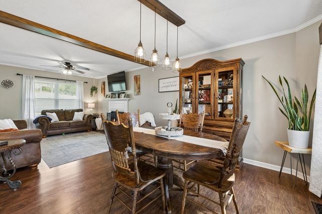 412 Lake Cir, Columbia, TN 38401