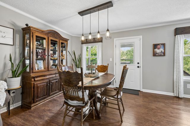 412 Lake Cir, Columbia, TN 38401