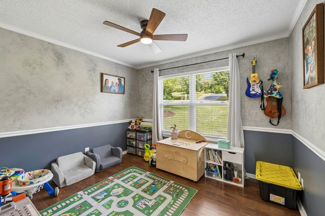 412 Lake Cir, Columbia, TN 38401