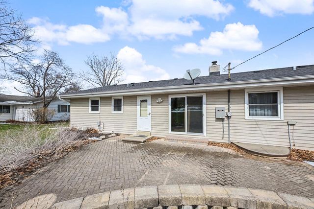 1993 Rambling Rose ROAD, Waukesha, WI 53186