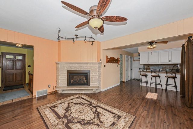 1993 Rambling Rose ROAD, Waukesha, WI 53186