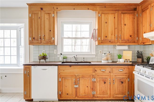 9536 Williamsville Rd, Hanover, VA 23116
