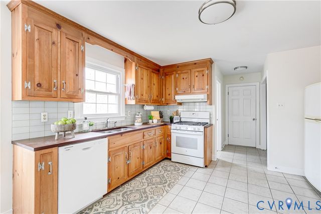 9536 Williamsville Rd, Hanover, VA 23116