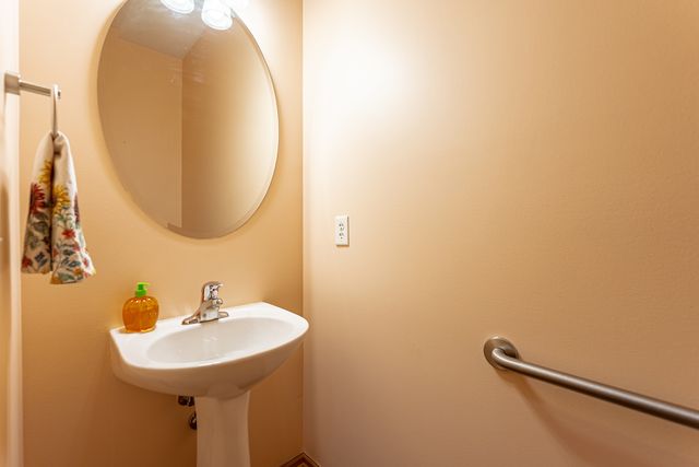 2155 Derby Lane, Belvidere, IL 61008