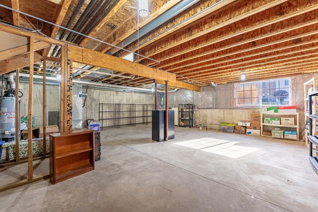 2155 Derby Lane, Belvidere, IL 61008