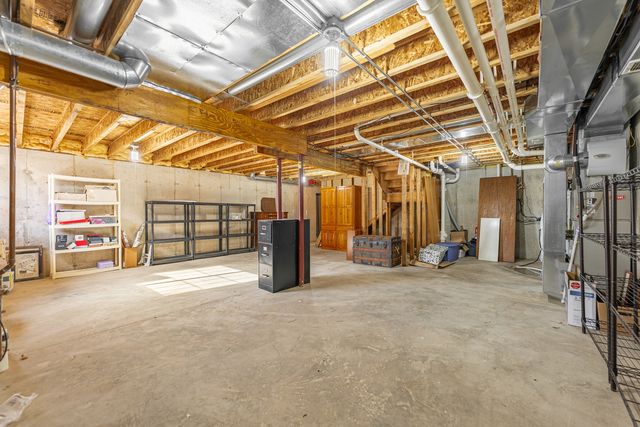 2155 Derby Lane, Belvidere, IL 61008