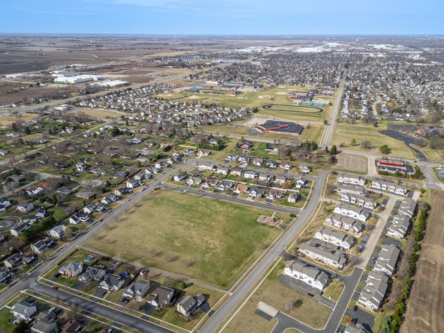 2155 Derby Lane, Belvidere, IL 61008