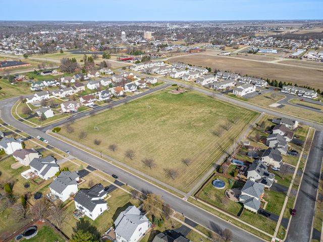 2155 Derby Lane, Belvidere, IL 61008