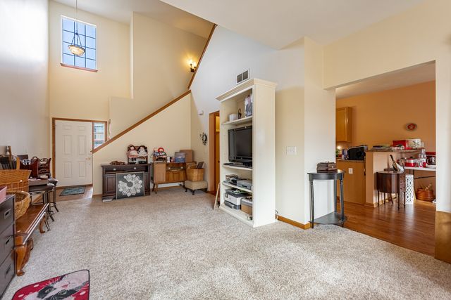 2155 Derby Lane, Belvidere, IL 61008