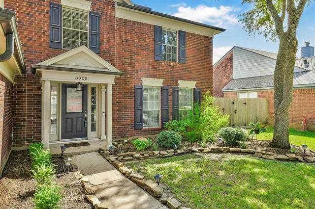 3905 Spring Circle Drive W, Pearland, TX 77584