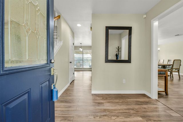 3905 Spring Circle Drive W, Pearland, TX 77584
