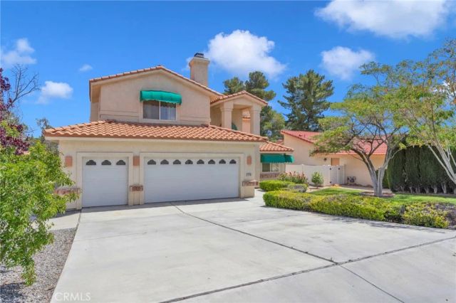 14740 Blue Grass Drive, Helendale, CA 92342