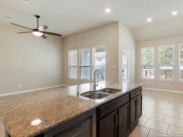 209 Fernwood, Schertz, TX 78108