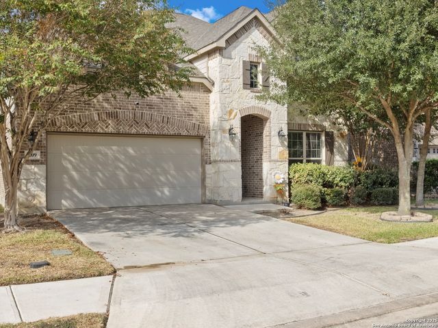 209 Fernwood, Schertz, TX 78108