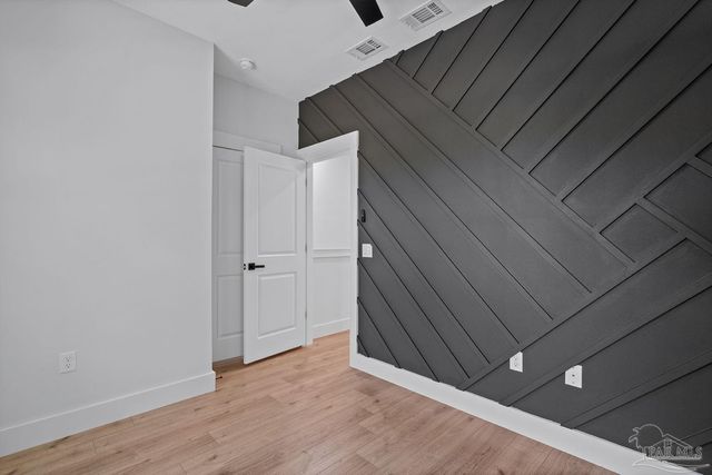 1003 N D St, Pensacola, FL 32501