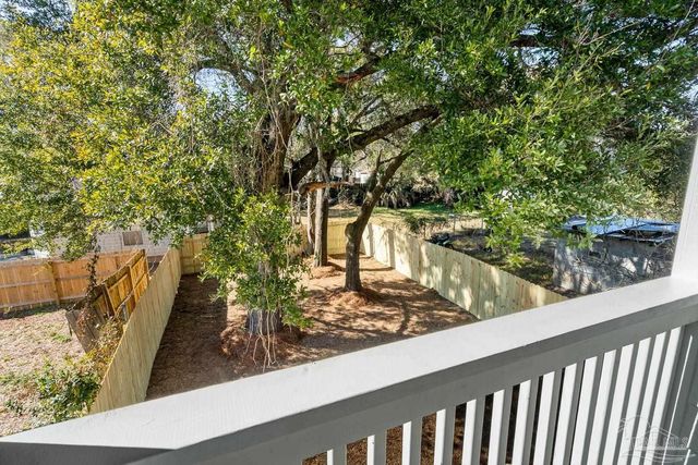 1003 N D St, Pensacola, FL 32501