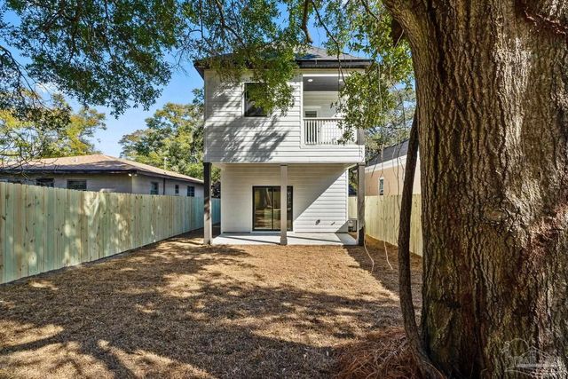 1003 N D St, Pensacola, FL 32501