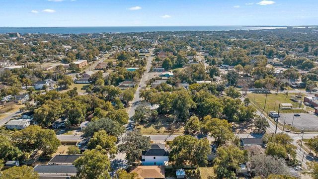1003 N D St, Pensacola, FL 32501