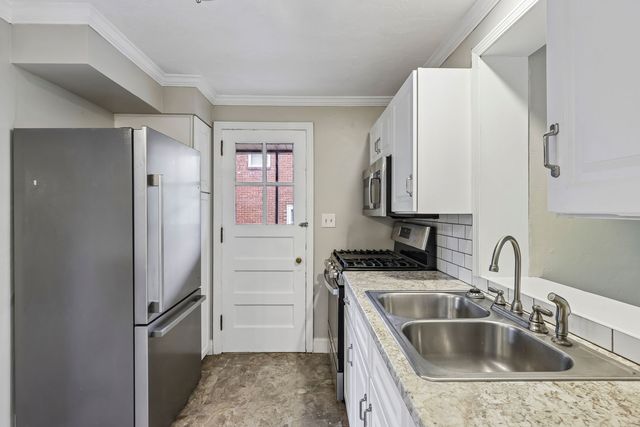 1065 GRANDVIEW AVENUE, Bridgeville, PA 15017