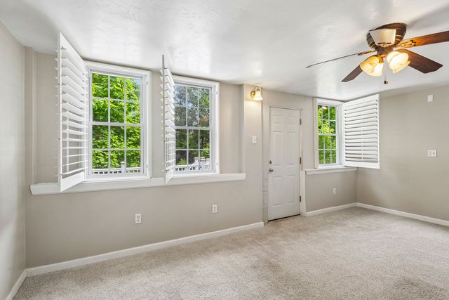 1065 GRANDVIEW AVENUE, Bridgeville, PA 15017