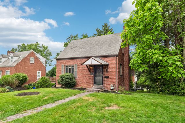 1065 GRANDVIEW AVENUE, Bridgeville, PA 15017