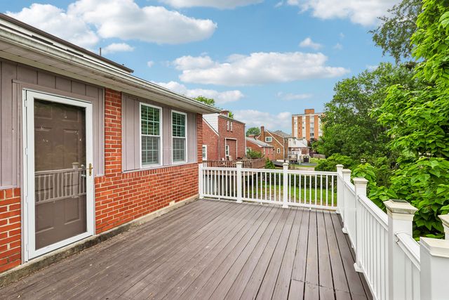 1065 GRANDVIEW AVENUE, Bridgeville, PA 15017