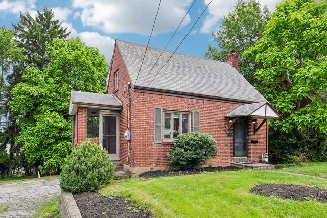 1065 GRANDVIEW AVENUE, Bridgeville, PA 15017