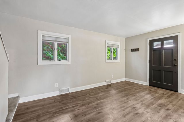 1065 GRANDVIEW AVENUE, Bridgeville, PA 15017