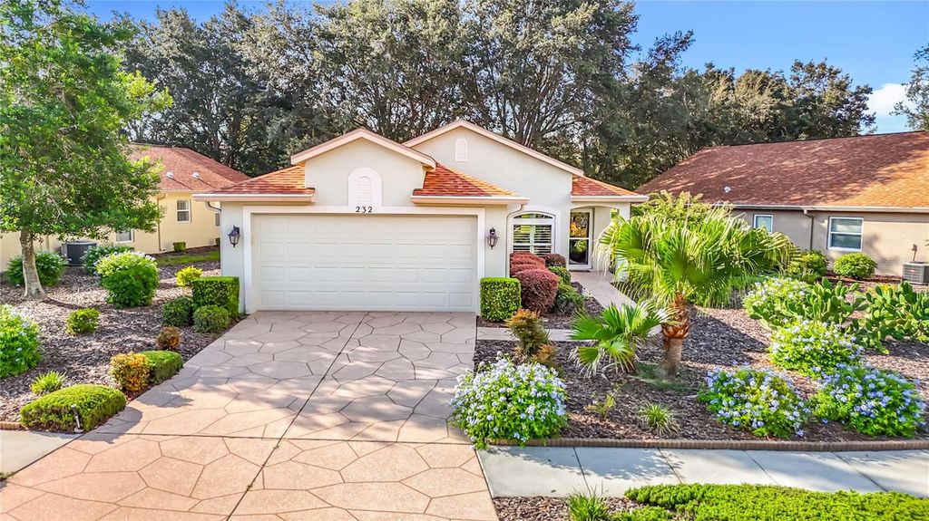 232 CENTER OAK CIRCLE, Spring Hill, FL 34609