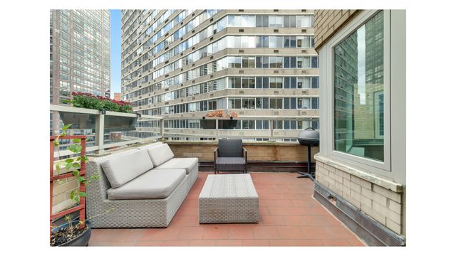 411 E 53rd St Apt 14B, New York City, NY 10022